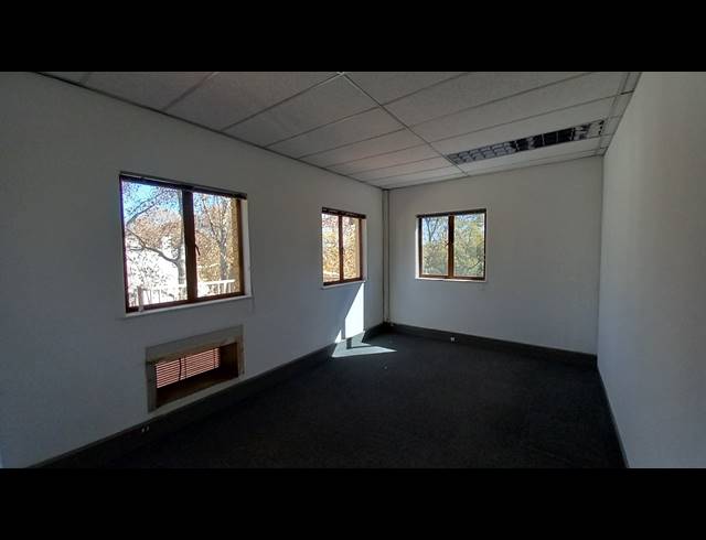 251M² OFFICE TO LET IN RIVONIA